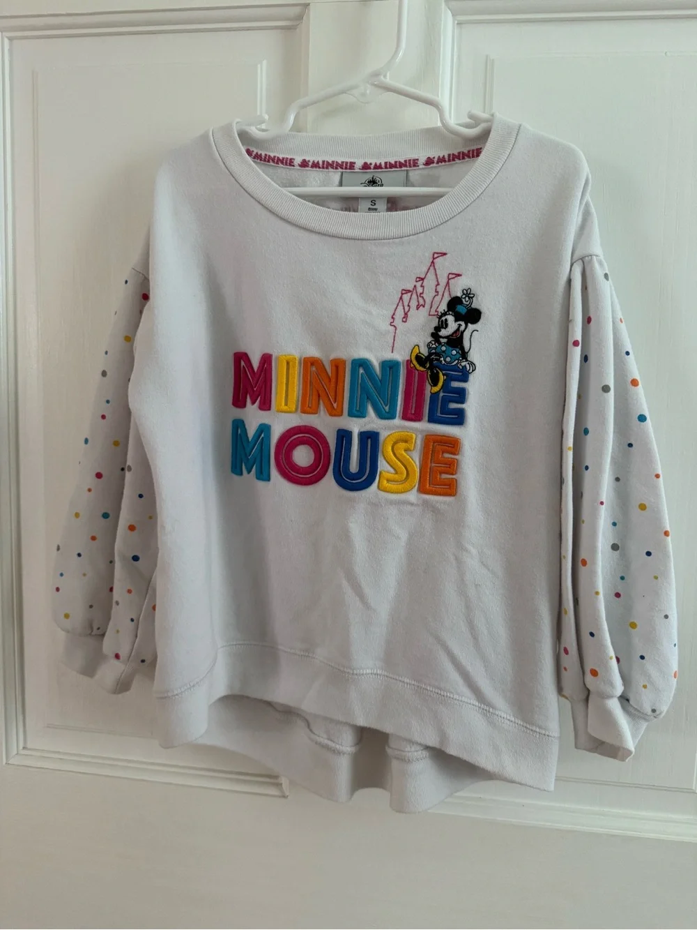 Girls' Disney Minnie Mouse White Pullover Sweatshirt with Colorful Lettering